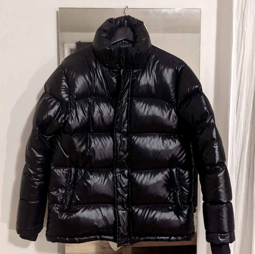 Aritzia TNA The Super Puff, High Gloss XS
